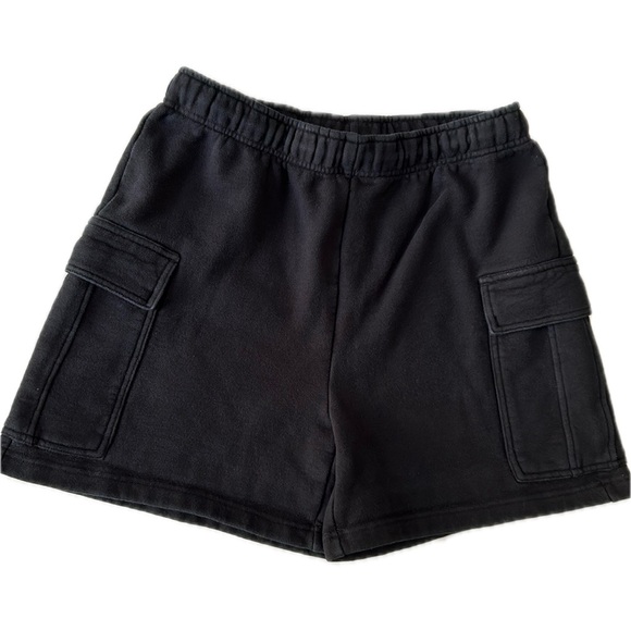TNA Pants - Aritzia TNA Terry Fleece Mega Cargo 5" Sweatshort, women’s size medium